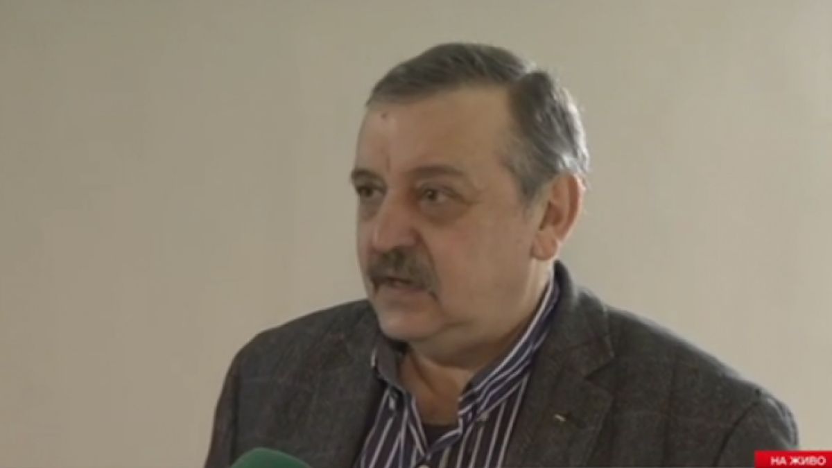 Проф. Тодор Кантарджиев посочи как само за 2 часа страховитият грип ни прави на парцал!