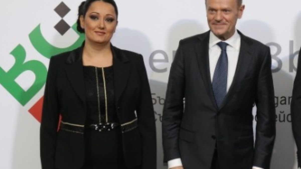 Павлова разкри неподозирани неща за емоционалната реч на Туск на български език (ВИДЕО)