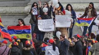 В коя държава плащат на жените, докато са бременни?