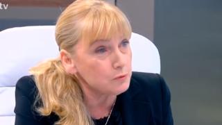 Елена Йончева отговори на Делян Добрев дали е свързана с корупционни схеми и чужди служби