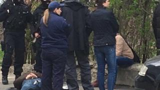 Спряха шофьор за рутинна проверка в Айтос, но ето на какво се натъкнаха в багажника на колата му