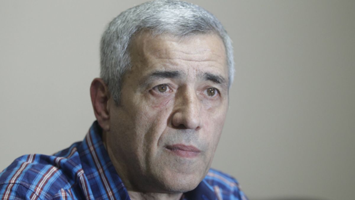 Погребват Оливер Иванович в Алеята на почетните граждани в Белград