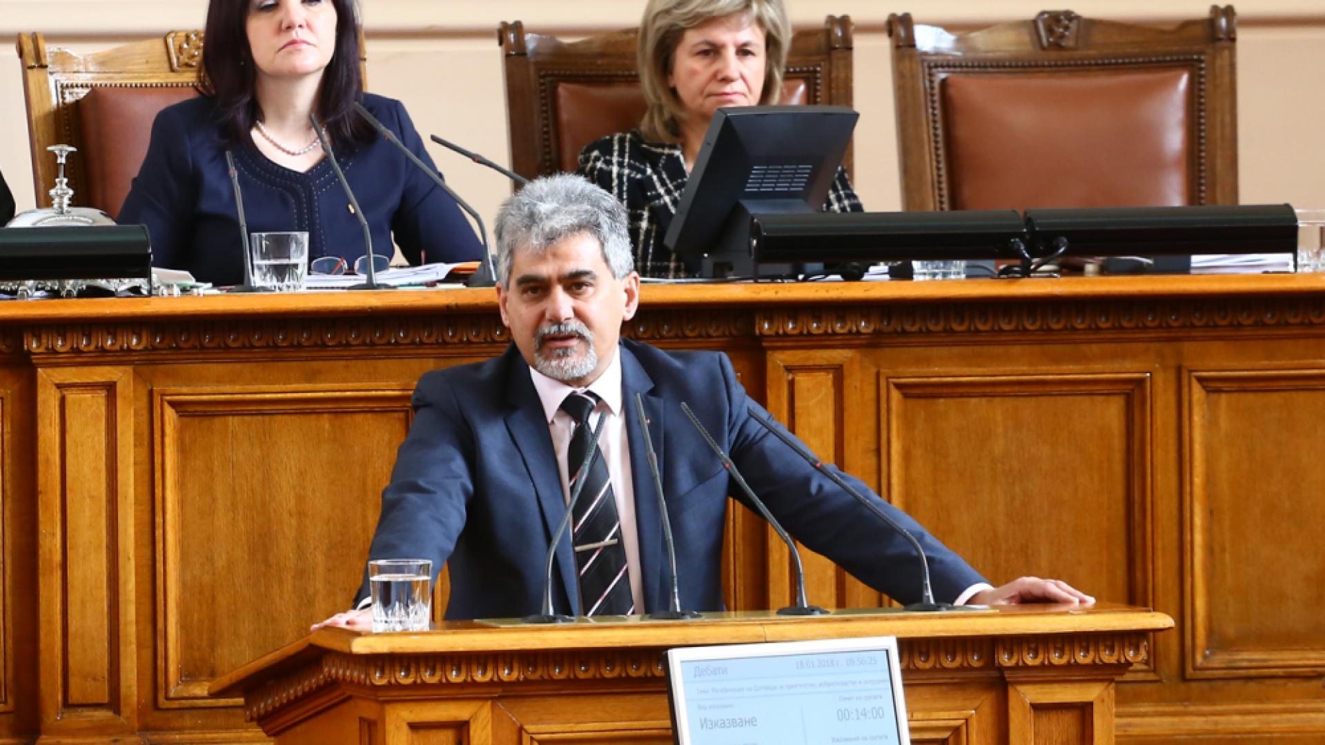 Депутат разкри какво ще стане с поста на Джамбазки в Европарламента, ако стане кмет 