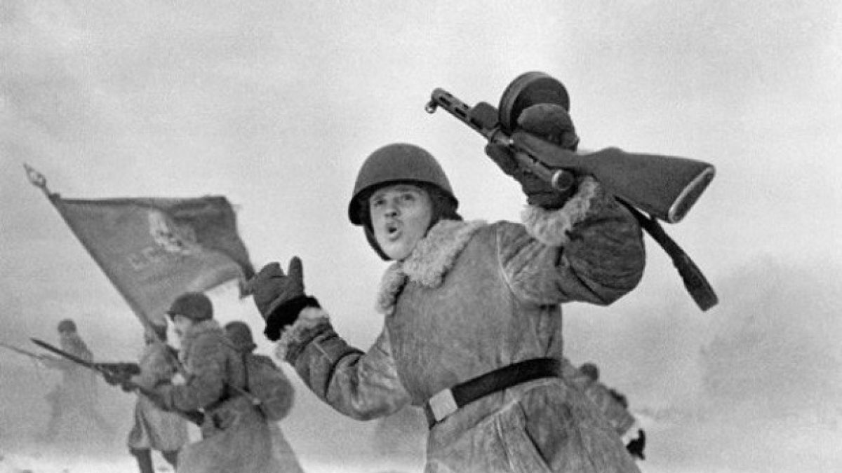 Паметна дата: 75 години от разкъсването на хитлеристката блокада на Ленинград (СНИМКИ/ИФОГРАФИКА)