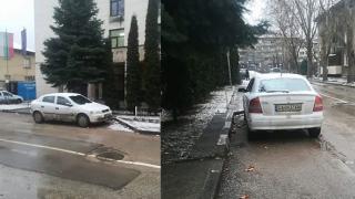 Скандалът се разраства! Две различни версии за бруталното спиране на мотоциклетист в Троян