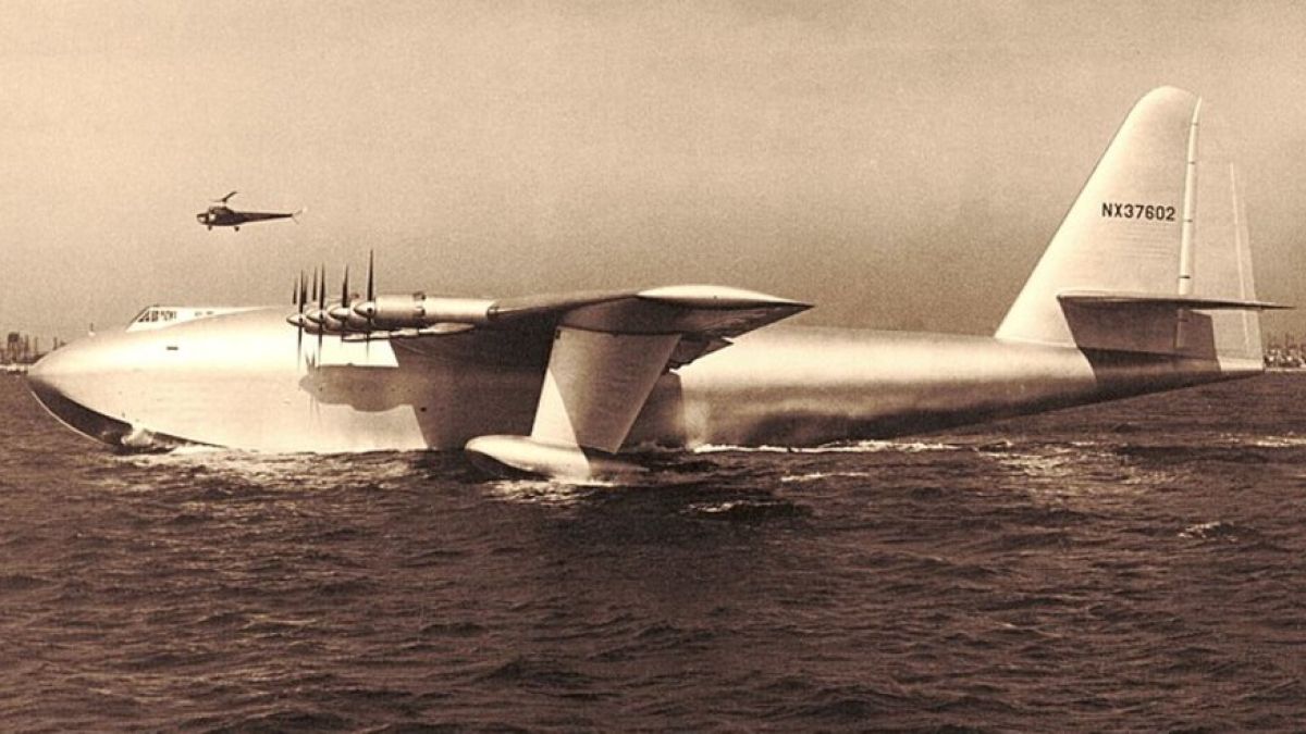 19 януари 1937 г. - Хауърд Хюз поставя световен рекорд за скорост със самолет
