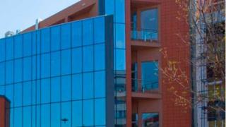 Хитра пловдивчанка влезе в луксозен магазин с много дрехи по себе си, няма да повярвате каква нагла кражба извърши