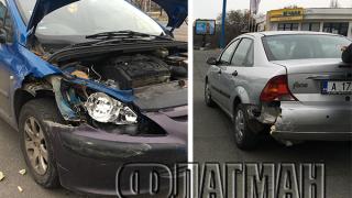 Млад бургазлия трябваше да помисли, преди да подкара кола с десен волан! Резултатът е плачевен (СНИМКИ)