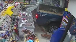 ВИДЕО запечата дръзкия начин, по който бандити отмъкнаха банкомат