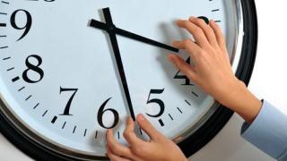 Финландия иска да се откаже от лятното часово време