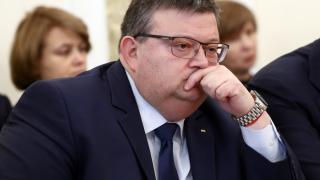 Съд уважи искане на Цацаров за прекратяване на фондация, която незаконно финансираше партия