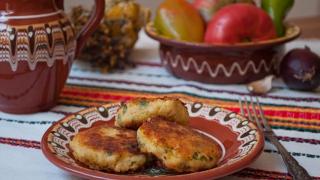 Само в БЛИЦ! Зловеща случка разтърси Хисар, мъж реши да си хапне кюфтенца, а после се стана нещо ужасяващо!