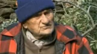 Лекарите казаха на мъж, че е болен от рак и му остават 6 месеца, но той отказа химиотерапията и доживя до 102 години! Ето каква е тайната му (ВИДЕО)