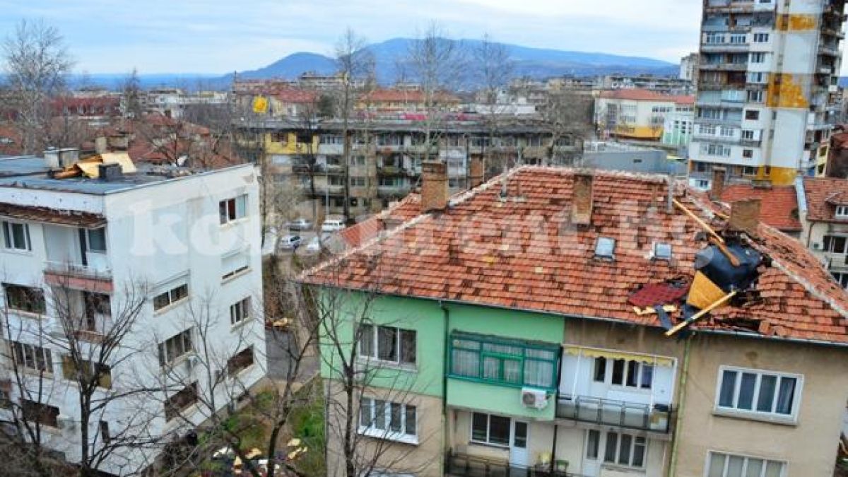 СНИМКИ от въздуха на потрошена Враца, щетите гонят 1 млн. лв.