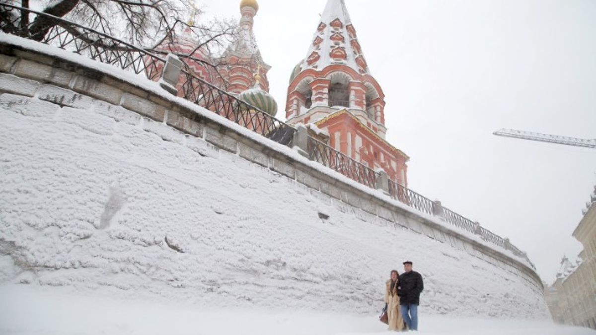Трагична новина от Москва след рекордния снеговалеж, връхлетял руската столица