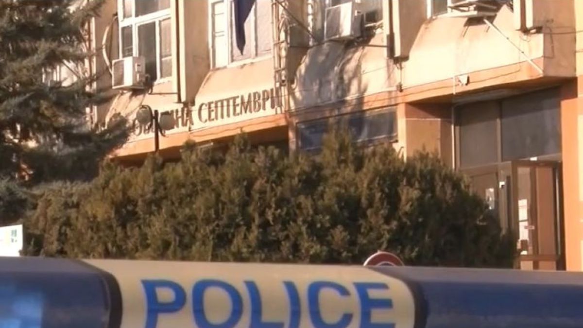Кметът на Септември ще обжалва рекордната си гаранция
