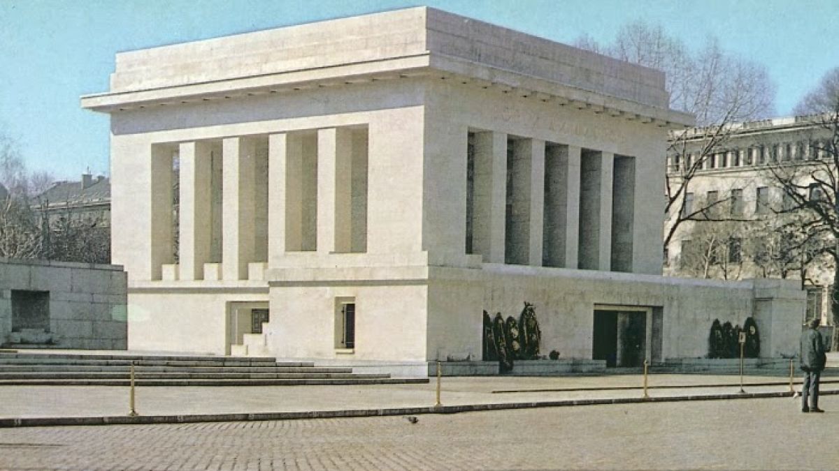Столична община взе важно решение за подземията на Мавзолея, ето в какво ще се превърне пространството  