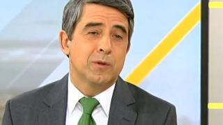 Плевнелиев защити третия пол, обяви референдума за ненужен и обвини Радев, че действа подмолно като Русия