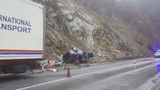 7-годишната Вероника още е между живота и смъртта