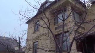 Дворци, злато и мебели като за крал! ВИДЕО разкрива как живеят корумпирани висши чиновници