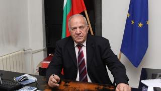 Екшън в БЛИЦ! Кметът на село Чавдар пребил секретарката на общинската администрация! 