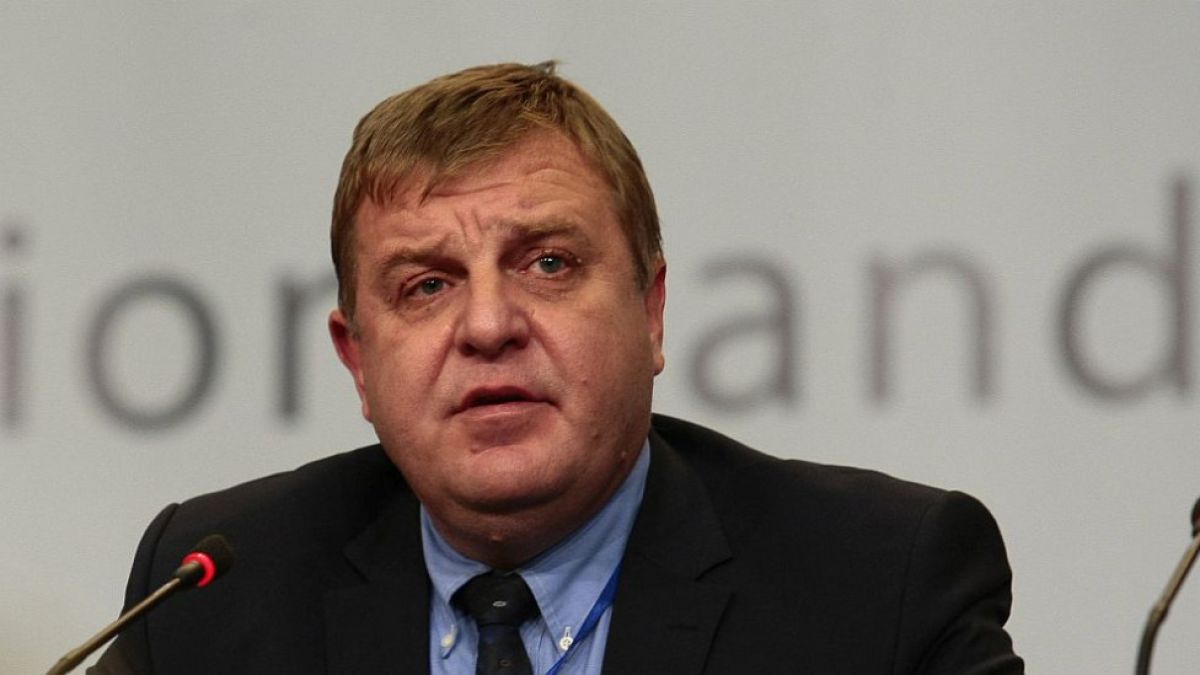 Каракачанов с гореща информация за случилото се със съпругата на президента (ВИДЕО)