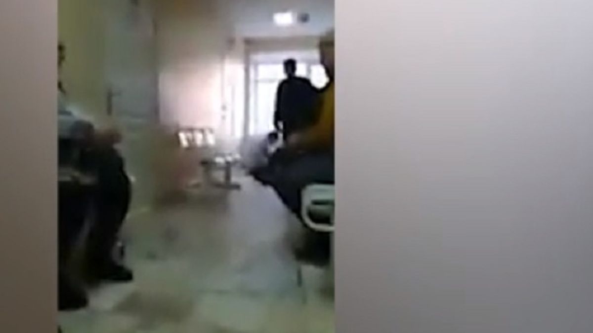 Пациент почина, докато чакаше на опашка за личния си лекар (ВИДЕО)
