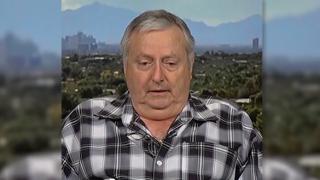 Американски ветеран от войната не можа да скрие сълзите си, разбирайки за подвига на пилота от Су-25 (ВИДЕО)