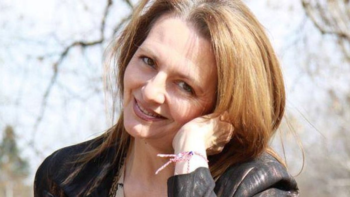 Само в "ШОУ"! Народната певица Йорданка Варджийска разказа как лекува хора с музика