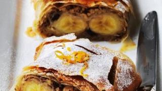 Щрудел с банани - много по-вкусен от този с ябълки!