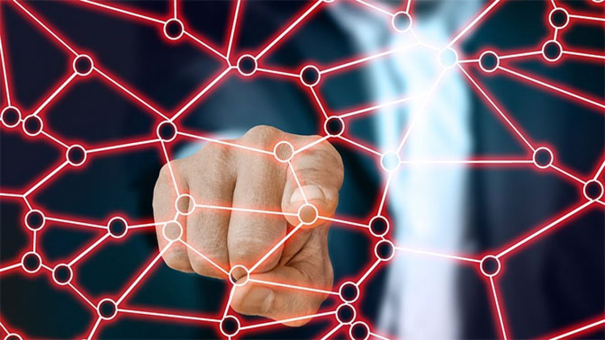 Нов вирус превръща телефона ви във „ферма“ за биткойн и прави богат някой друг