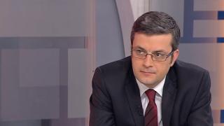 Тома Биков засече Нинова: Насилието си е насилие и преди, и след 9-и септември