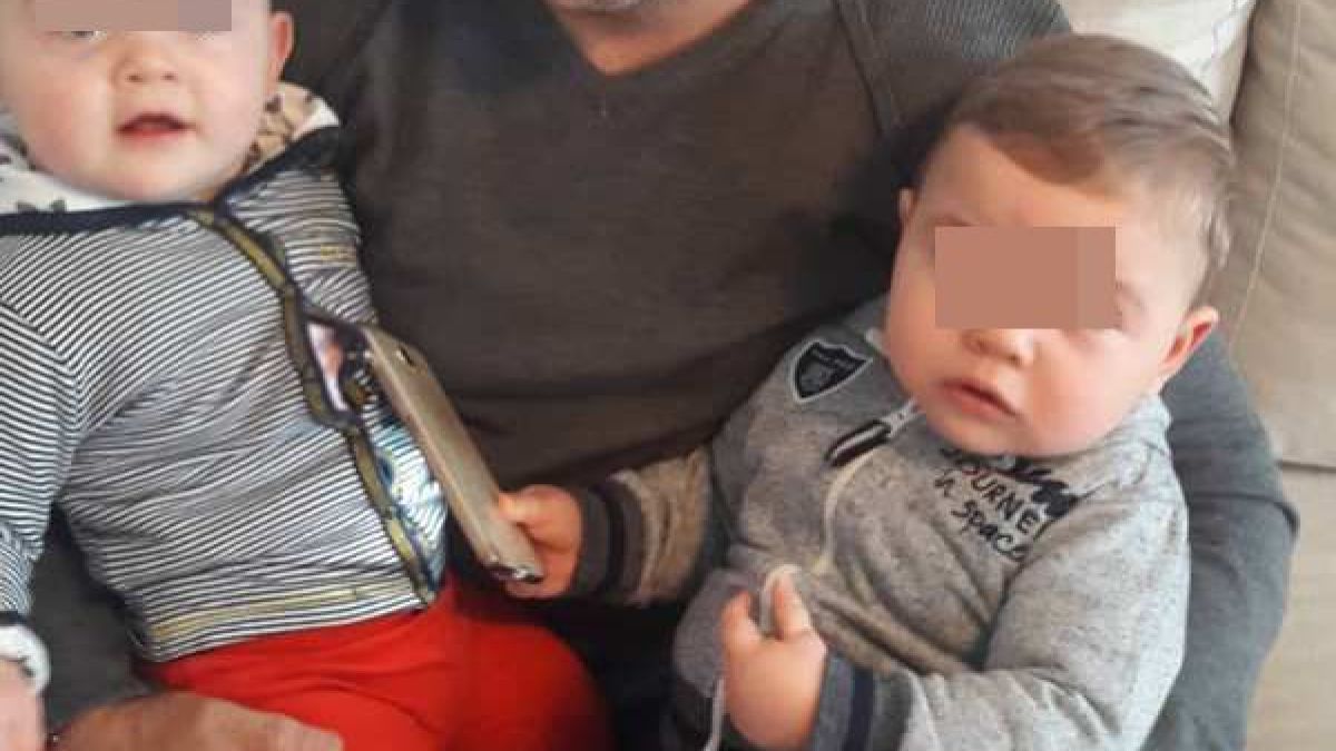 Мъж стана щастлив татко на близнаци, а сега се бори за живота си 