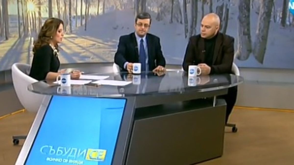 Свиленски и Биков уж трябваше да се чепкат за петте скандални думи на Жаблянов, но червеният депутат бе отвян от водещата Мира Иванова (СНИМКИ/ВИДЕО)