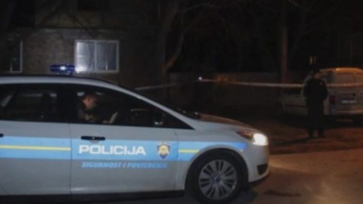 Дива балканска ревност: Бременна хърватка заключи мъжа си и децата му, грабна ножа и...