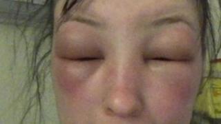 20-годишна британка реши да боядиса косата си, сега и родната й майка не може да я познае (СНИМКИ)