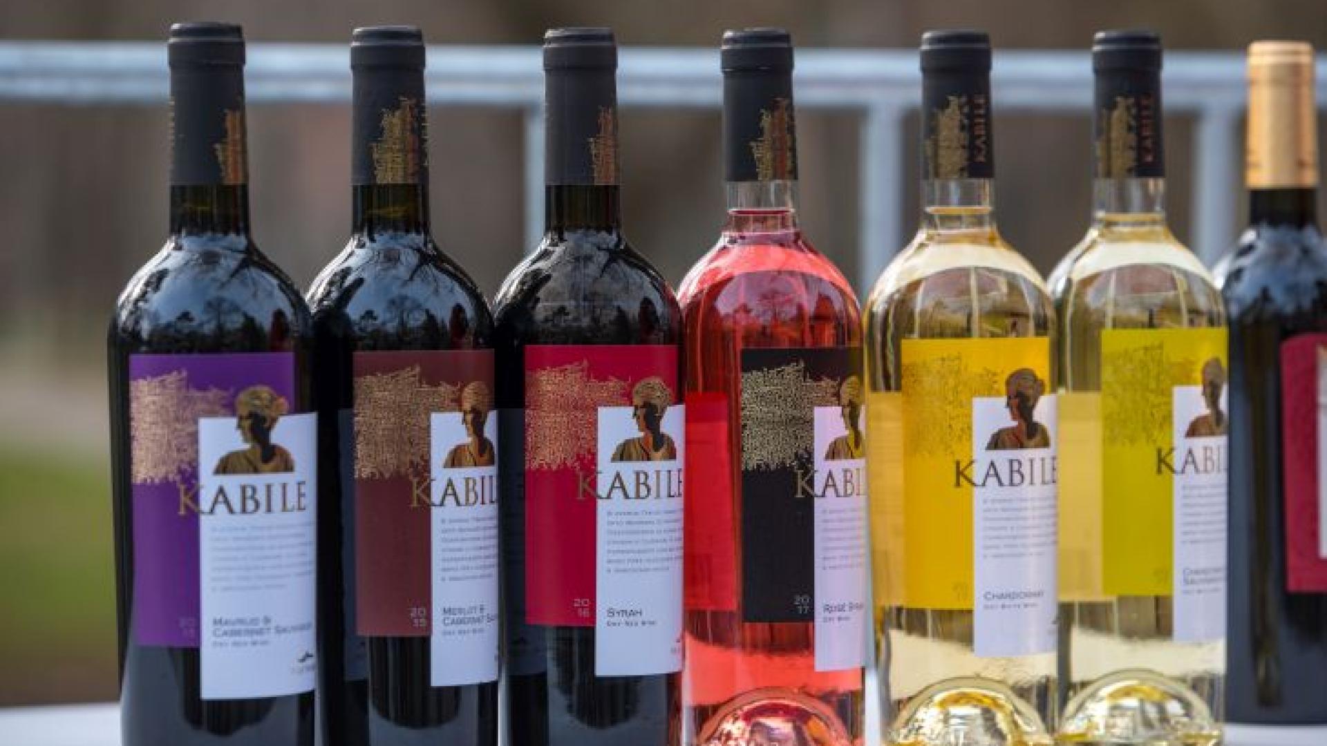 Изпиха над 3000 литра вино в Ямбол