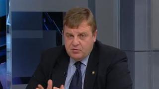 Красимир Каракачанов за Румен Радев: Бързата кучка слепи ги ражда