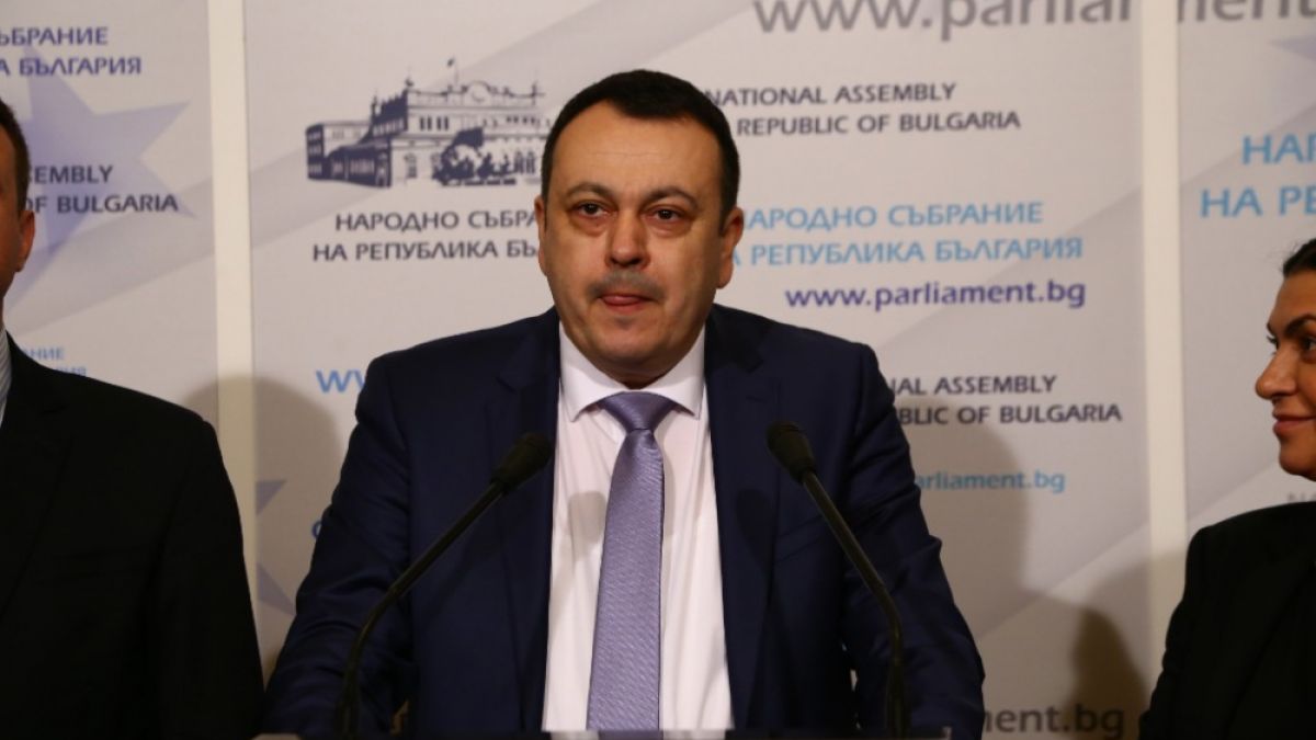ДПС: Не сме съгласни с мотивите на президента за КТБ, но ветото е негово право
