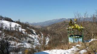 Ужас! Радо от село Игнатица се обеси, дължал 1000 лева за телефон (СНИМКИ)