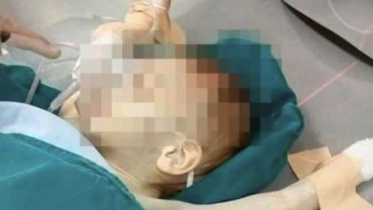 Ето каква е съдбата на близнаците, които оплака цяла България