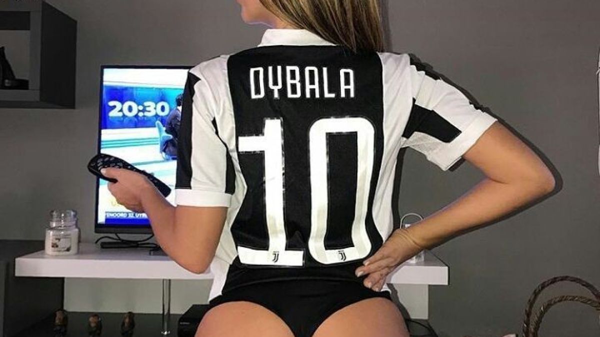 Студентка по право стана "сексуалното лице на футбола в Италия" (СНИМКИ)