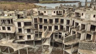 "Мъртвия град" край Царево: Историята на  зловещия "Коста дел Кроко", погребал милиони! (СНИМКИ)