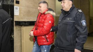 В Панагюрище ври и кипи след решението на съда да освободи предсрочно убиеца Цветан Пъков