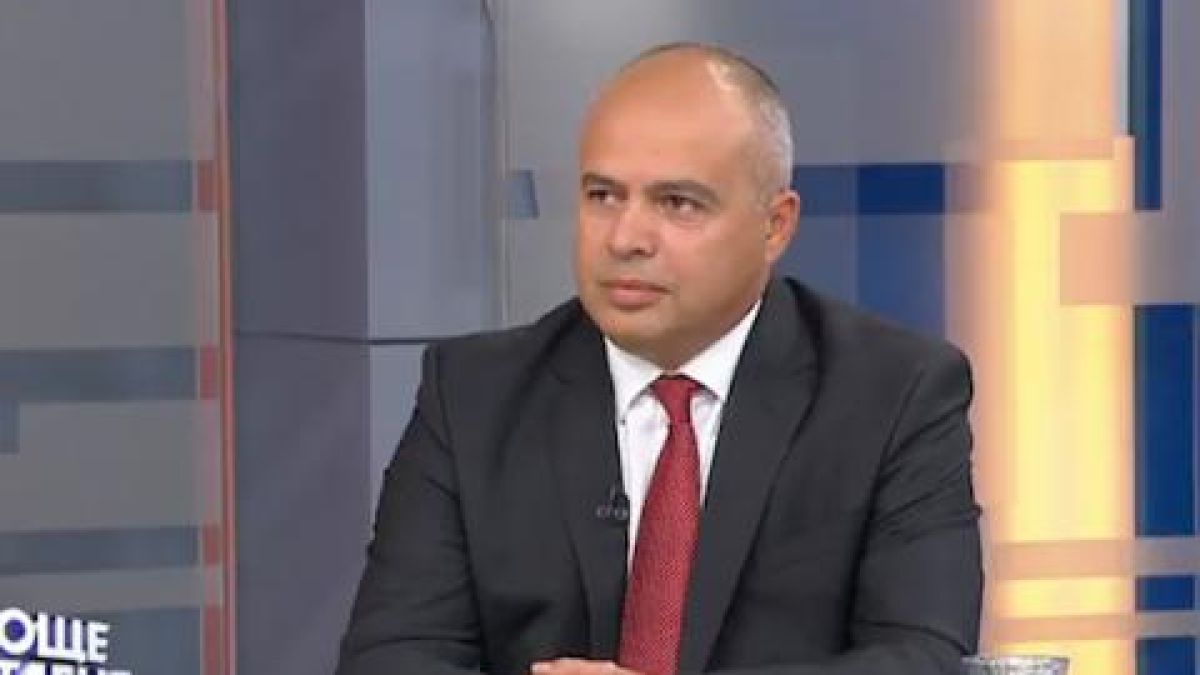 Георги Свиленски: Знае ли някой в държавата кой стои зад купувача на ЧЕЗ?