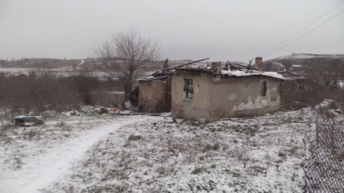 Чудо! Икона на Богородица спасила от пожар вдовицата и децата ѝ край Бургас