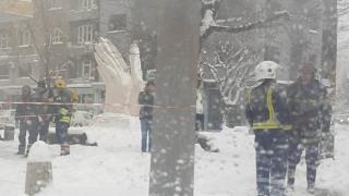 Първо в БЛИЦ: Пожар в центъра на София (СНИМКИ)