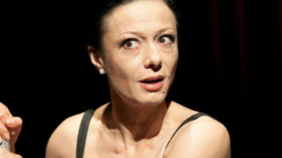 Ексклузивно в "ШОУ"! Звездата от „Скъпи наследници” Ивана Папазова: Човек е загадъчен в дрехи, а не гол