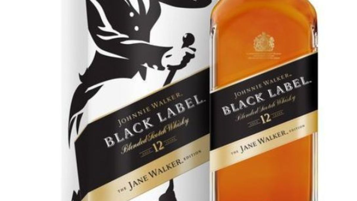 Не се учудвайте, ако видите на етикета на Johnie Walker... жена! (СНИМКА)