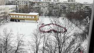 Накараха всички деца в столично училище да се облекат в розово, а причината ще ви смае... (СНИМКИ)